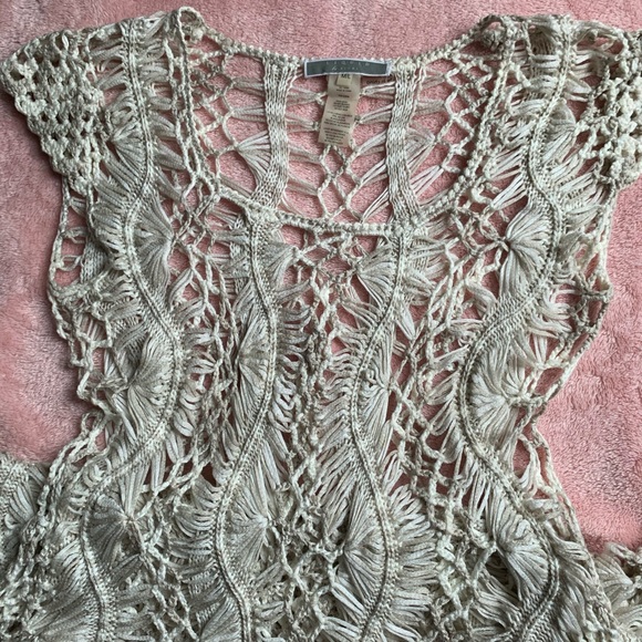 blouse - Picture 4 of 5